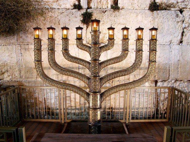 סיור חנוכיות