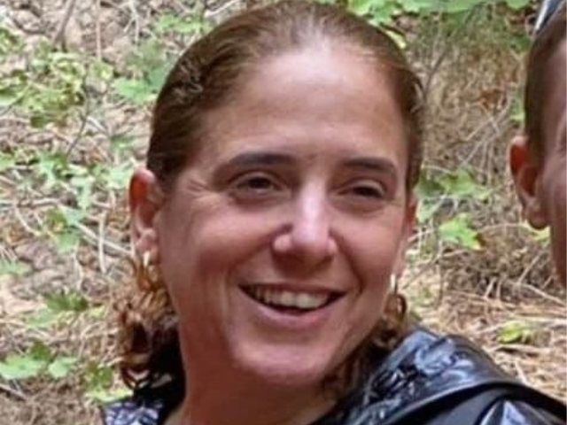 חן גולדשטיין אלמוג